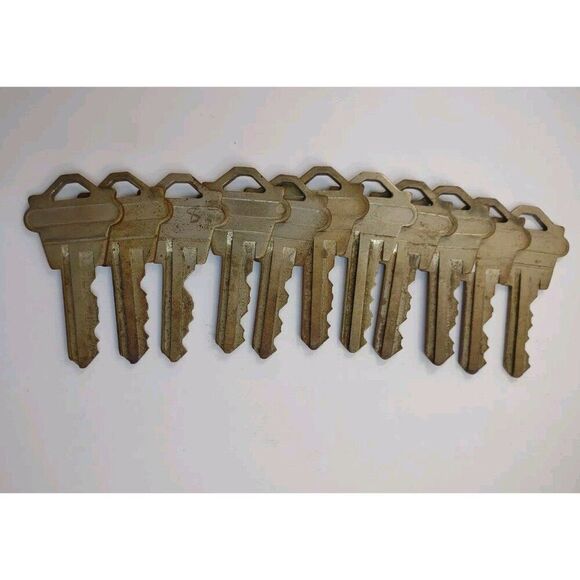 11 Vintage WESLOCK Keys Lot - Picture 7 of 12